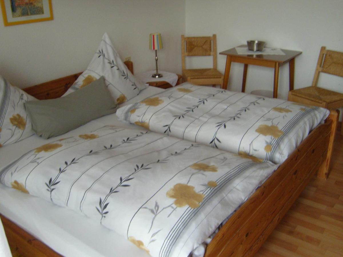 Pension Am Limespfad Hesselbach Esterno foto